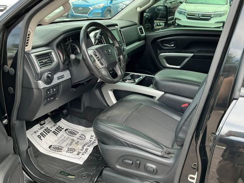 Used 2017 Nissan Titan PRO-4X image 14