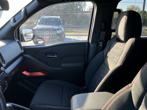 Used 2024 Nissan Frontier Pro-X w/ Pro Convenience Package image 14