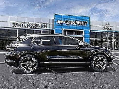 New 2025 Chevrolet Equinox EV LT image 21