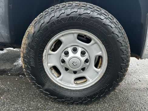 Used 2013 Chevrolet Silverado 2500 W/T w/ Snow Plow Prep Package image 26