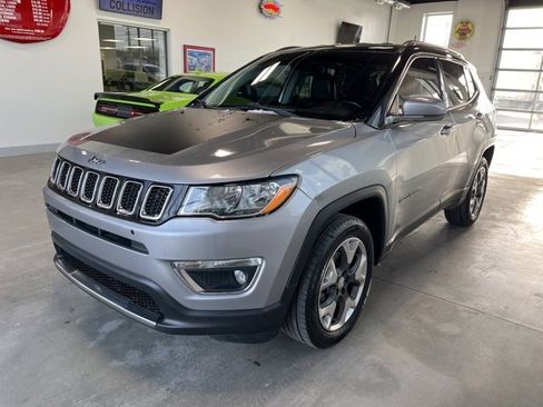 Used 2018 Jeep Compass Limited w/ Trailer Tow Group image 1