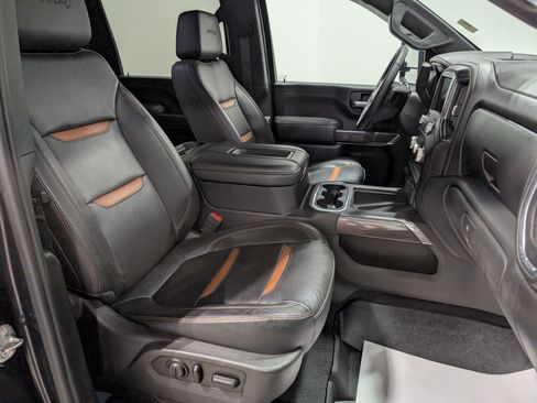 Used 2020 GMC Sierra 2500 AT4 w/ AT4 Premium Package AWD/4WD image 23