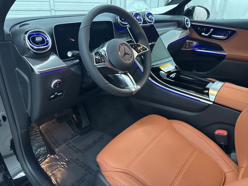 Used 2026 Mercedes-Benz GLC 300 GLC 300 image 12