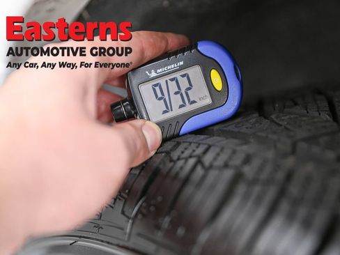 Used 2024 Dodge Durango GT RWD image 28
