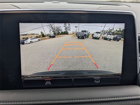 Used 2023 GMC Yukon SLT image 23