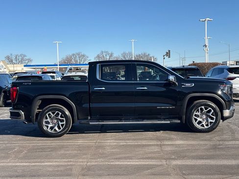 Used 2023 GMC Sierra 1500 SLT w/ SLT Premium Package image 9