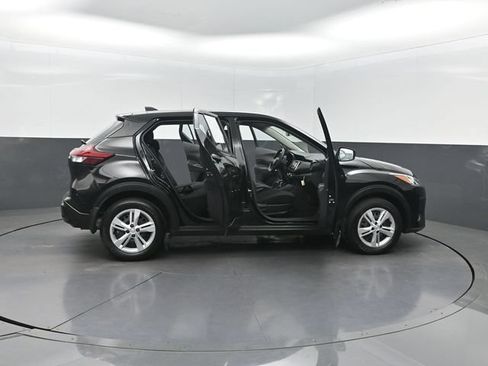 Used 2025 Nissan Kicks Play S FWD image 34