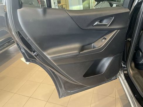 Used 2025 Chevrolet Equinox LT FWD image 28