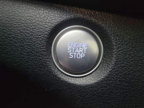 Used 2019 Hyundai Santa Fe Limited image 26