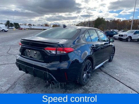 Used 2023 Toyota Corolla SE image 3