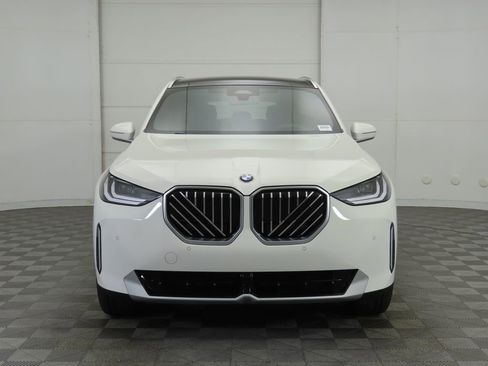 Certified 2025 BMW X3 xDrive30i w/ Convenience Package image 2