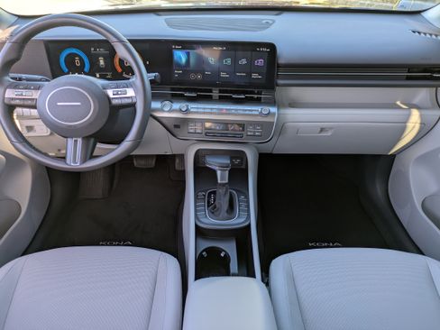 Used 2024 Hyundai Kona SEL image 16