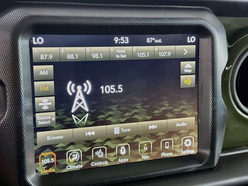 Used 2023 Jeep Wrangler Unlimited w/ Cold Weather Group AWD/4WD image 21