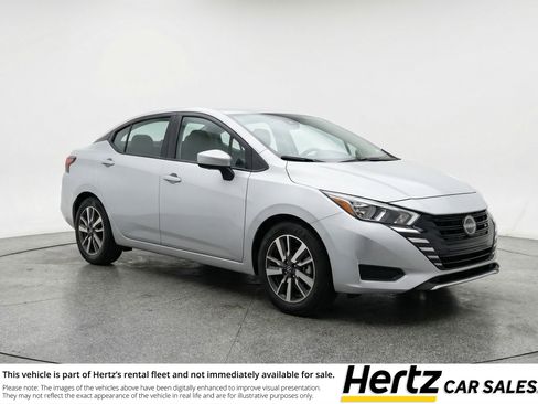 Used 2025 Nissan Versa SV FWD image 1