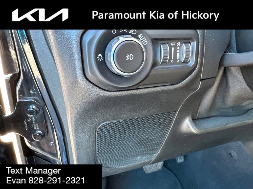 Used 2021 Jeep Wrangler Unlimited Sahara w/ Safety Group AWD/4WD image 18