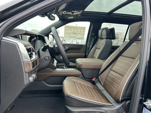 New 2026 GMC Yukon Denali Ultimate image 16
