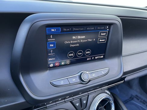 Used 2020 Chevrolet Camaro LT image 16