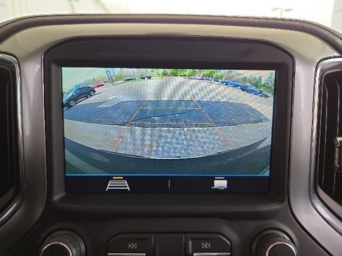 Used 2022 Chevrolet Silverado 1500 LT AWD/4WD image 51