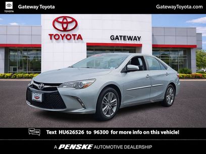 Used 2017 Toyota Camry SE w/ Moonroof Package