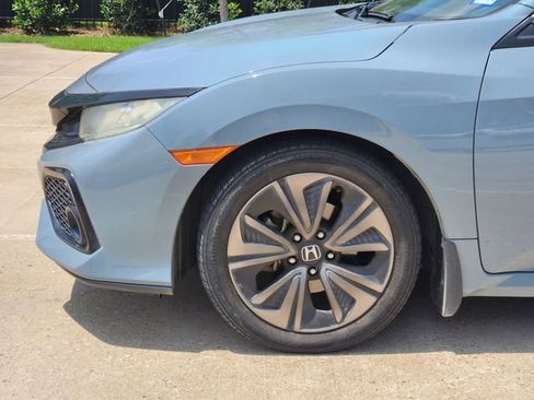 Used 2017 Honda Civic EX image 8
