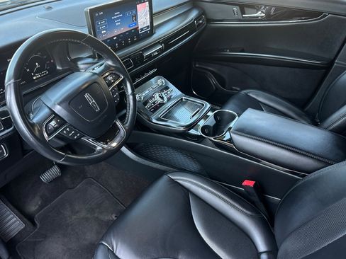 Certified 2021 Lincoln Nautilus FWD image 9