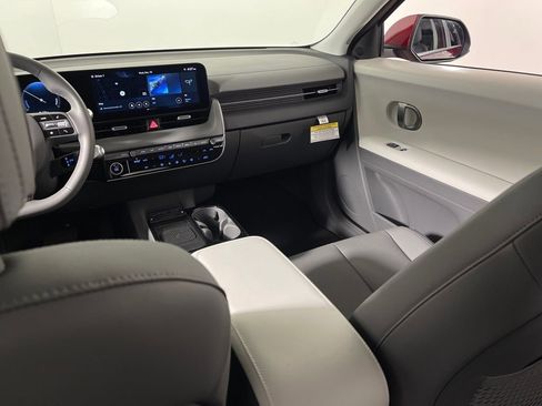 New 2026 Hyundai Ioniq 5 SEL image 17