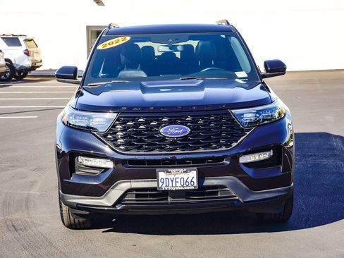 Used 2022 Ford Explorer ST-Line w/ Class IV Trailer Tow Package image 2