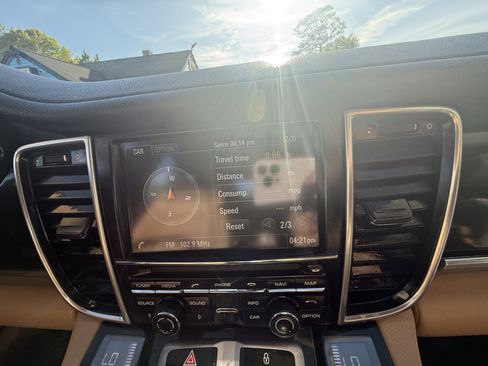 Used 2013 Porsche Panamera image 26