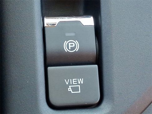 Certified 2025 Subaru Forester Touring w/ Protection Package image 25