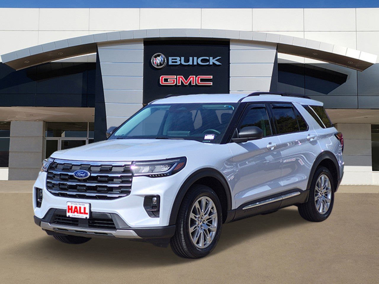 Used 2025 Ford Explorer Active w/ Active Comfort Package AWD/4WD image 3