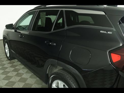 Used 2023 GMC Terrain SLE w/ Driver Convenience Package AWD/4WD image 16