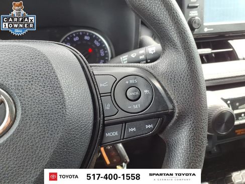Used 2020 Toyota RAV4 LE FWD image 18