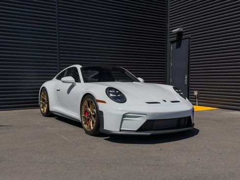 Used 2026 Porsche 911 GT3 RWD image 7