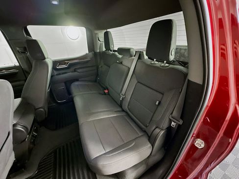 Used 2024 GMC Sierra 1500 Elevation image 27