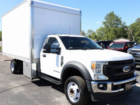 Used 2022 Ford F550 2WD Regular Cab Super Duty image 2