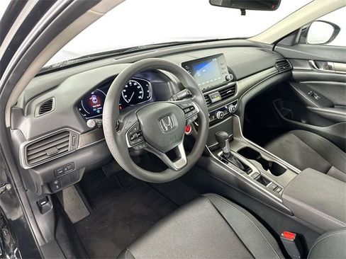 Used 2019 Honda Accord LX image 17