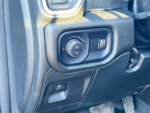 Used 2022 RAM 1500 Big Horn image 10