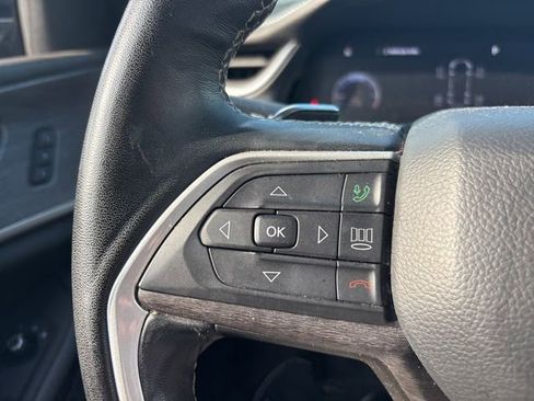 Used 2022 Jeep Grand Cherokee L Limited image 28