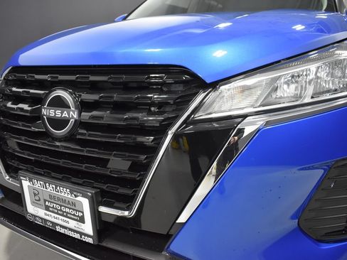 Certified 2024 Nissan Kicks SV FWD image 11