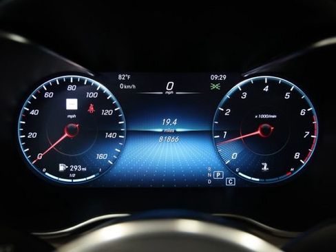 Used 2022 Mercedes-Benz GLC 300 4MATIC image 31