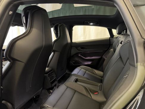 Used 2023 Porsche Taycan 4S image 24