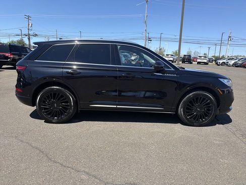 Certified 2022 Lincoln Corsair Reserve w/ Equipment Group 201A AWD/4WD image 6