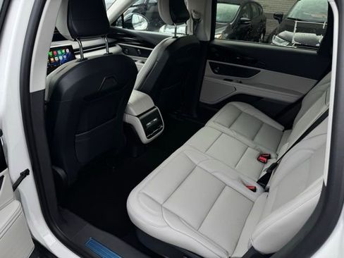 New 2026 Lincoln Nautilus Premier w/ Equipment Group 102A image 22