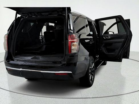 Used 2023 Chevrolet Tahoe LT w/ LT Signature Plus Package AWD/4WD image 12