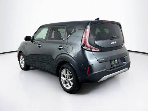 Used 2025 Kia Soul LX w/ LX Technology Package FWD image 5