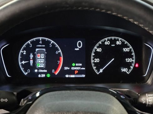 Used 2024 Honda Pilot Touring image 15