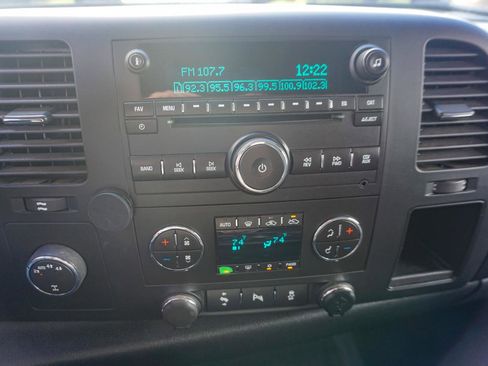 Used 2013 Chevrolet Silverado 1500 LT w/ All-Star Edition AWD/4WD image 13