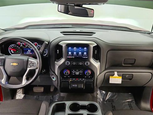 Used 2022 Chevrolet Silverado 1500 LT w/ Z71 Off-Road Package AWD/4WD image 30