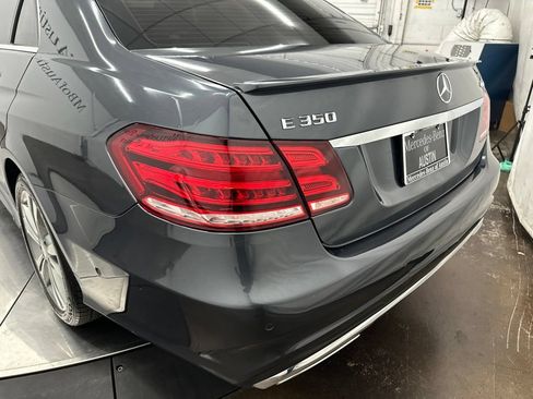Used 2014 Mercedes-Benz E 350 4MATIC Sedan image 11