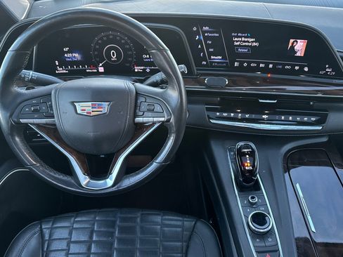 Used 2023 Cadillac Escalade Sport Platinum w/ LPO, ONYX Package image 16